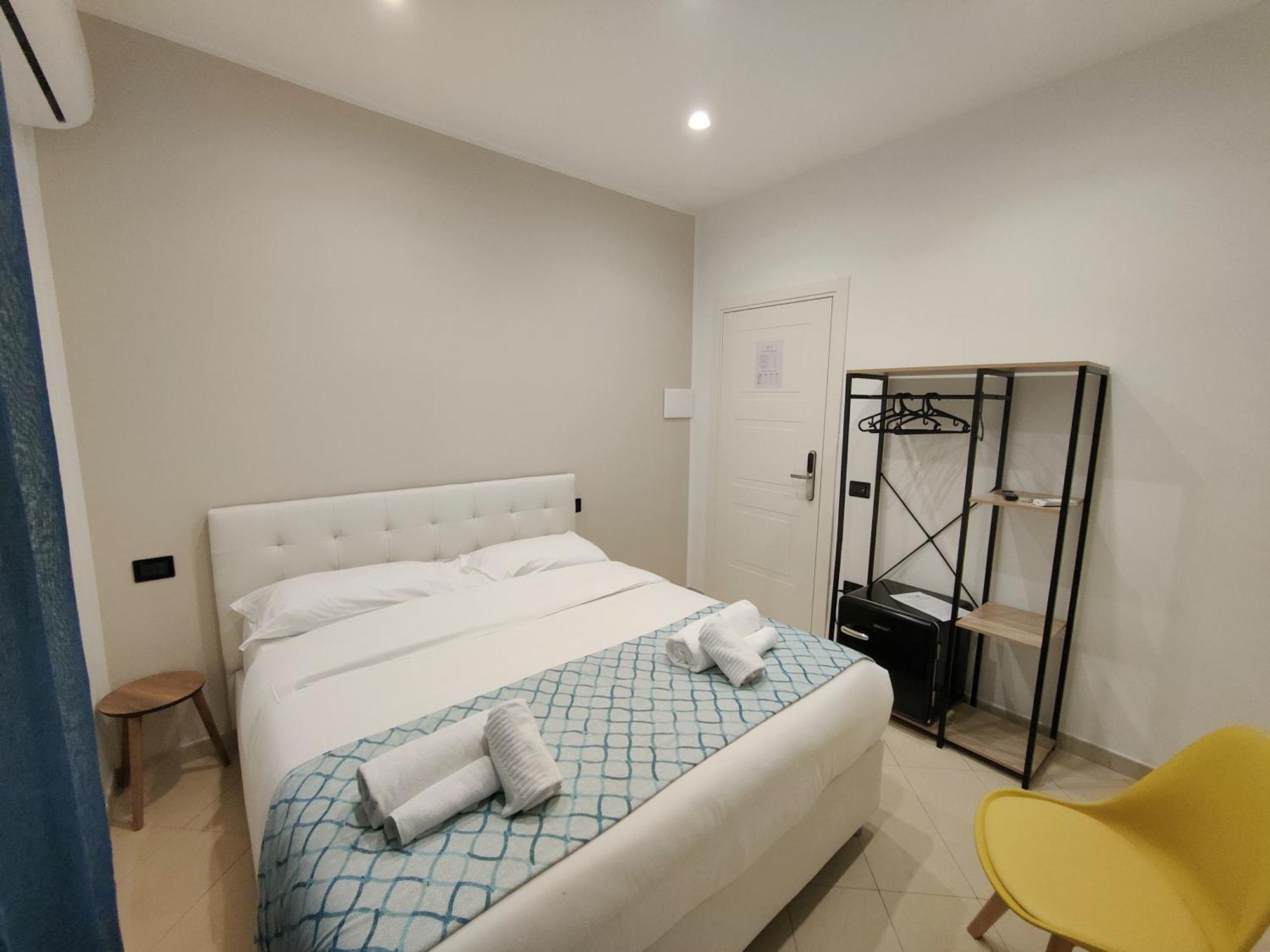 Sweet Rooms San Francesco Napoli Bagian luar foto